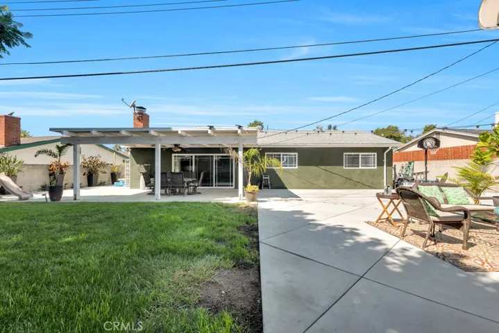 9620 Crebs Avenue, Northridge, California 91324