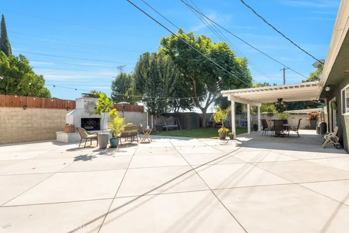 9620 Crebs Avenue, Northridge, California 91324
