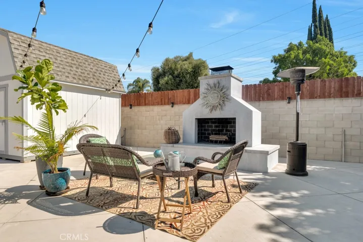 9620 Crebs Avenue, Northridge, California 91324