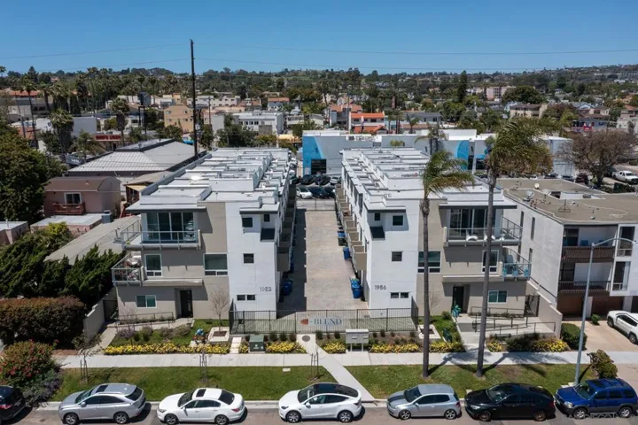 1952 Hornblend St 6, San Diego, California 92109