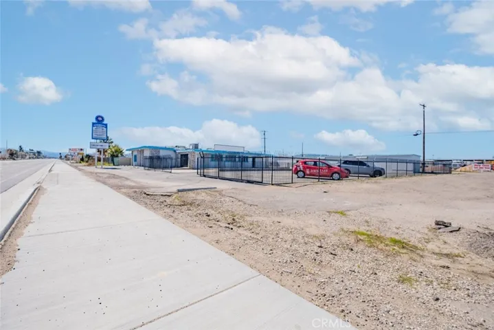 42347 Sierra Highway, Lancaster, California 93535