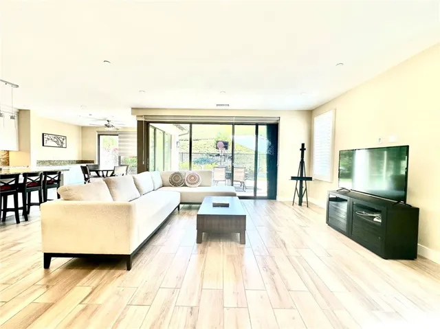 104 Della, Irvine, California 92602