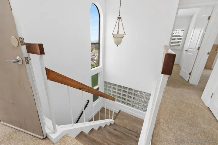 8967 Caminito Fresco, La Jolla, California 92037