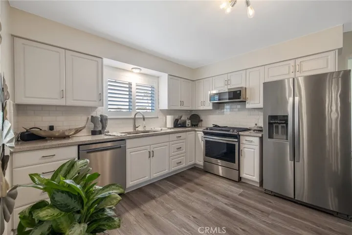 1401 Elaine Drive, Hanford, California 93230