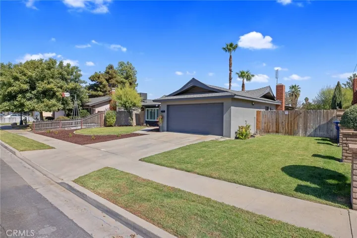 1401 Elaine Drive, Hanford, California 93230