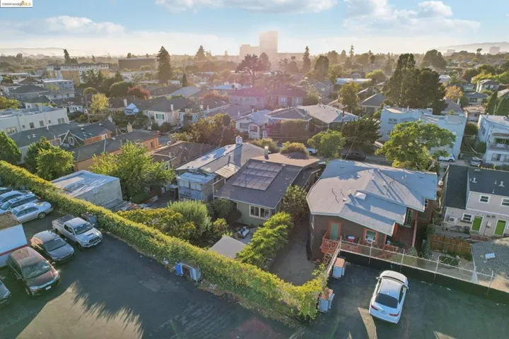 4160 Emerald St, Oakland, California 94609