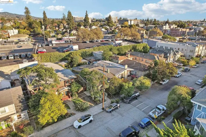 4160 Emerald St, Oakland, California 94609
