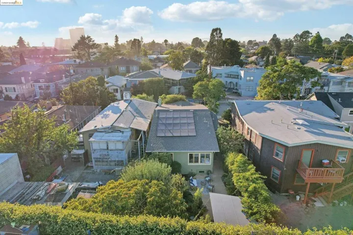 4160 Emerald St, Oakland, California 94609