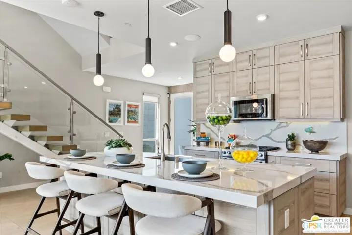 912 Galaxy Drive, Palm Springs, California 92264
