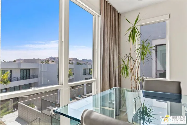 912 Galaxy Drive, Palm Springs, California 92264