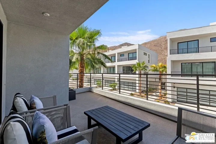 912 Galaxy Drive, Palm Springs, California 92264