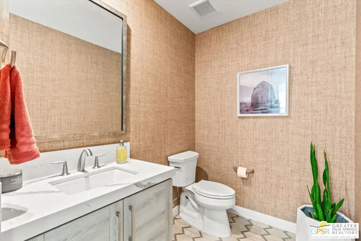 912 Galaxy Drive, Palm Springs, California 92264
