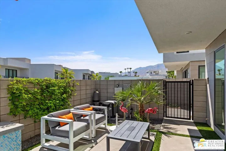 912 Galaxy Drive, Palm Springs, California 92264