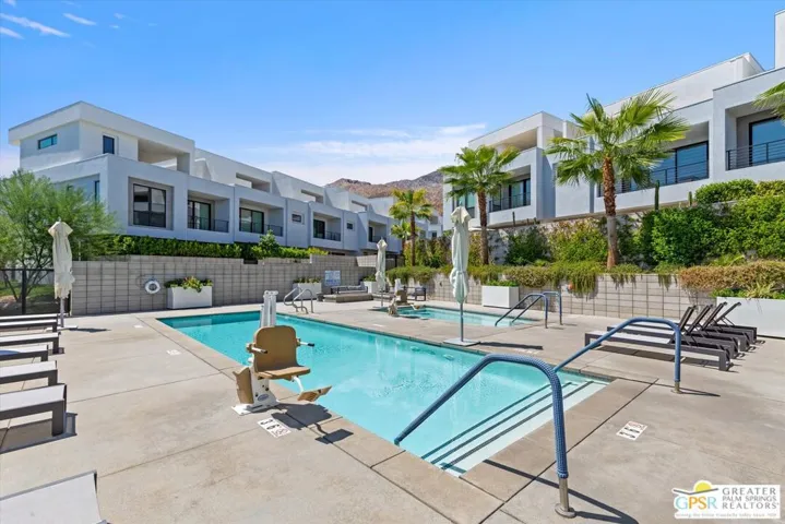 912 Galaxy Drive, Palm Springs, California 92264