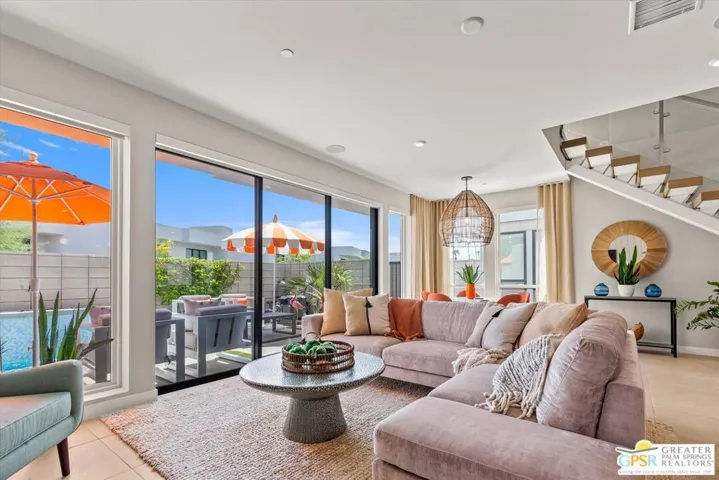 912 Galaxy Drive, Palm Springs, California 92264