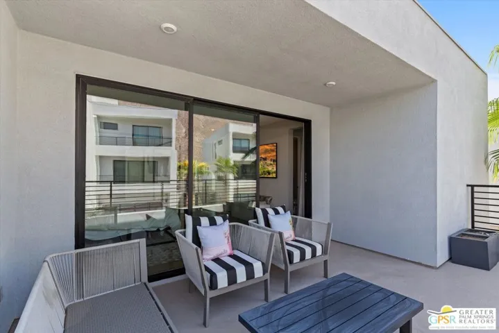912 Galaxy Drive, Palm Springs, California 92264