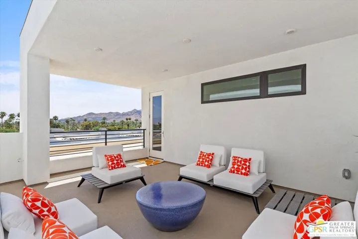 912 Galaxy Drive, Palm Springs, California 92264