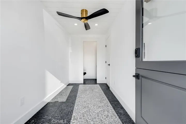 Office/Flex Space