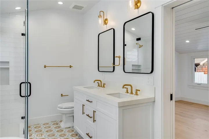 540 Park Avenue, Laguna Beach, California 92651