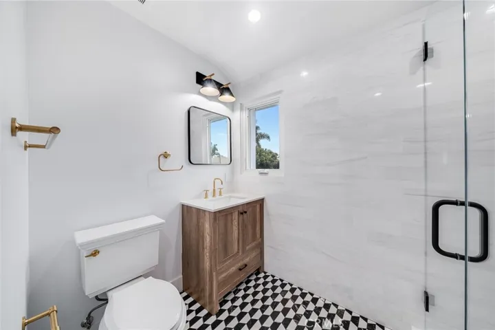 540 Park Avenue, Laguna Beach, California 92651