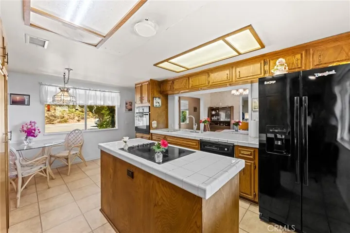 3550 Canonita Drive, Fallbrook, California 92028