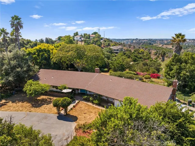 3550 Canonita Drive, Fallbrook, California 92028