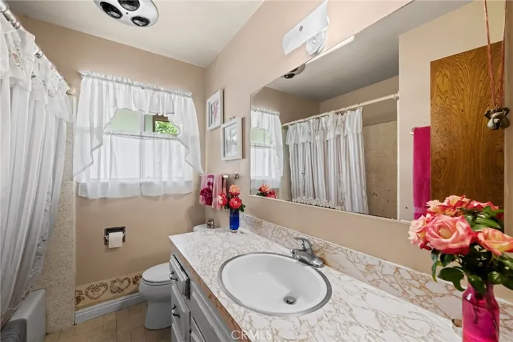 3550 Canonita Drive, Fallbrook, California 92028
