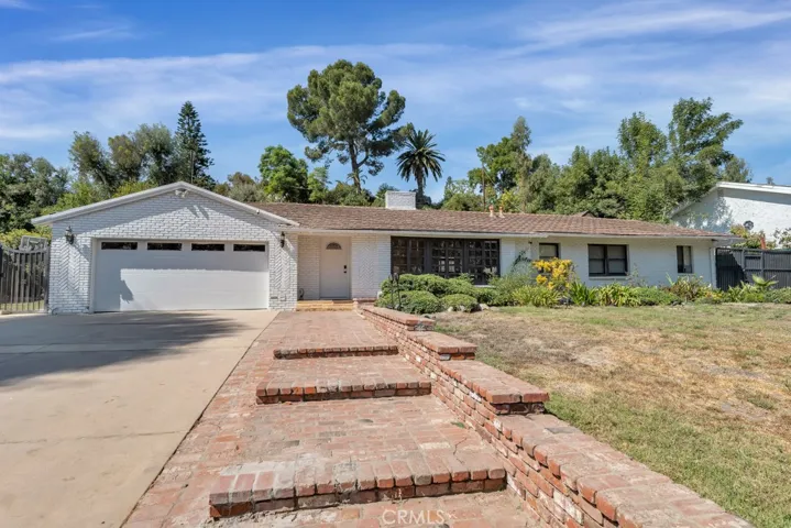 5317 Lubao Avenue, Woodland Hills, California 91364