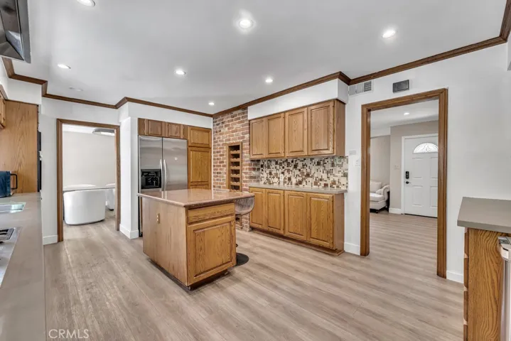 5317 Lubao Avenue, Woodland Hills, California 91364