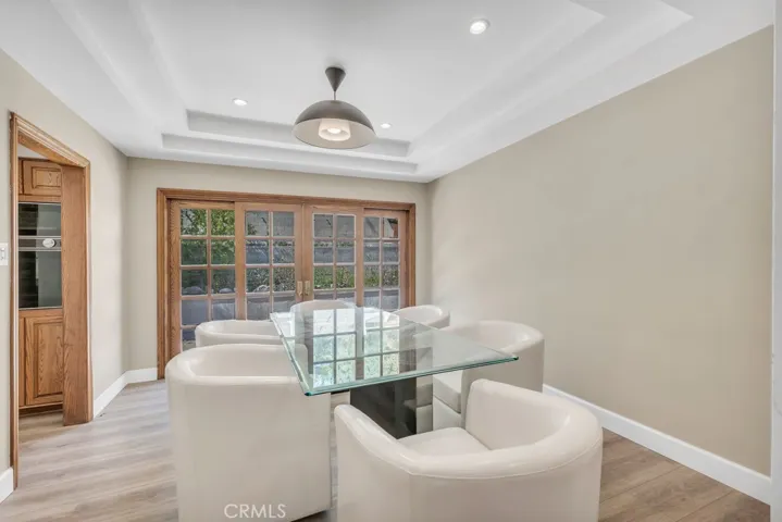 5317 Lubao Avenue, Woodland Hills, California 91364