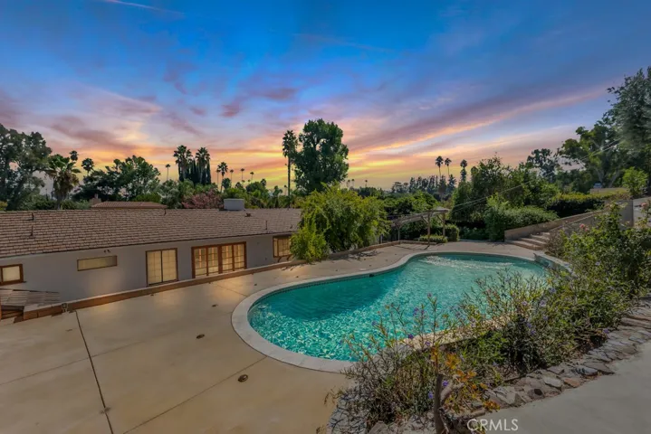 5317 Lubao Avenue, Woodland Hills, California 91364