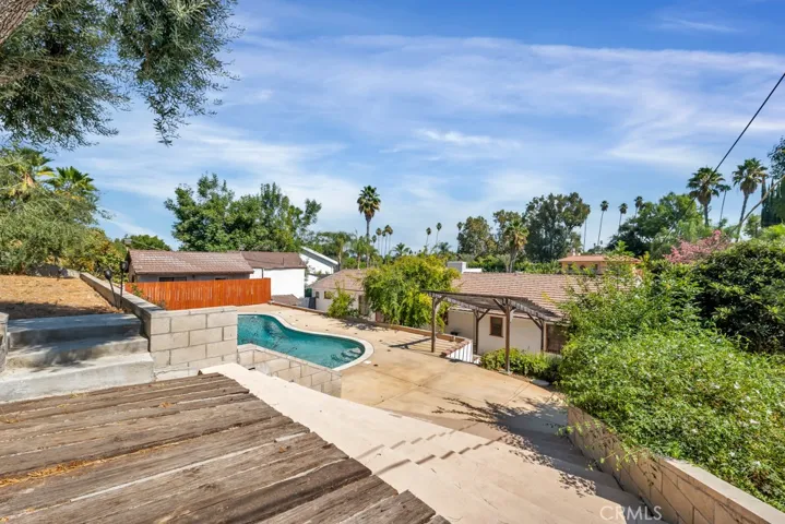 5317 Lubao Avenue, Woodland Hills, California 91364