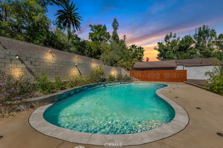 5317 Lubao Avenue, Woodland Hills, California 91364