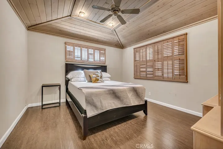 5317 Lubao Avenue, Woodland Hills, California 91364