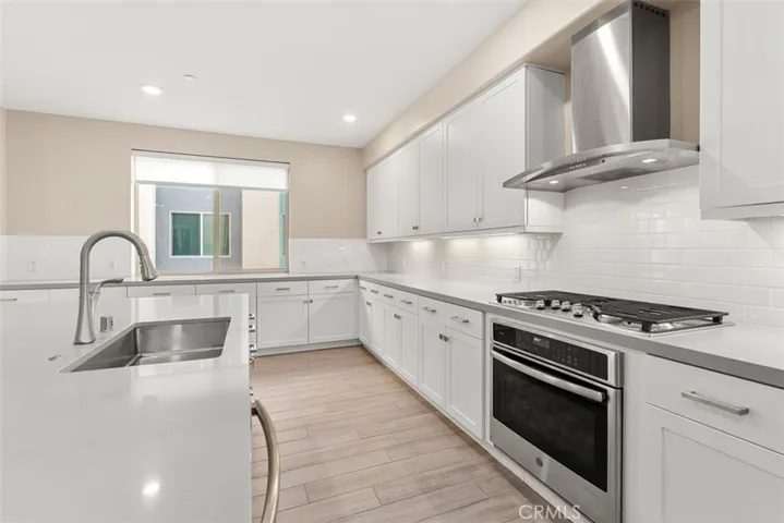 136 Tribeca, Irvine, California 92612