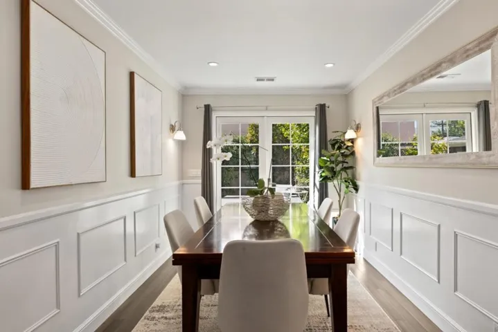 1104 Sanchez Avenue, Burlingame, California 94010
