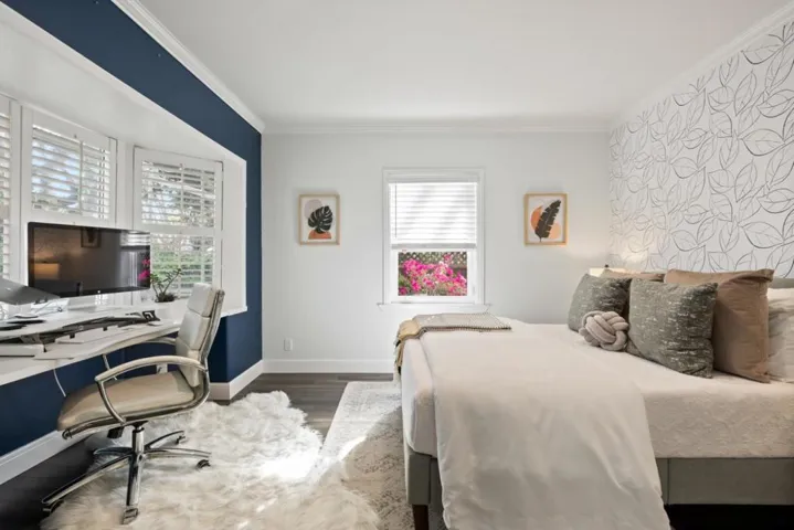 1104 Sanchez Avenue, Burlingame, California 94010