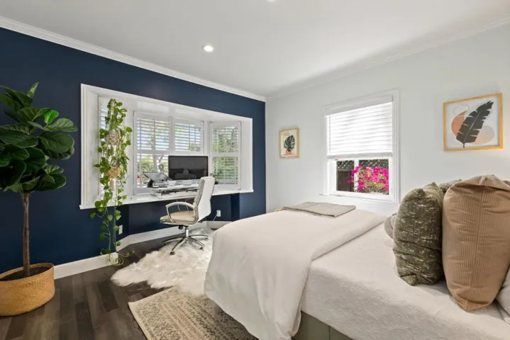 1104 Sanchez Avenue, Burlingame, California 94010