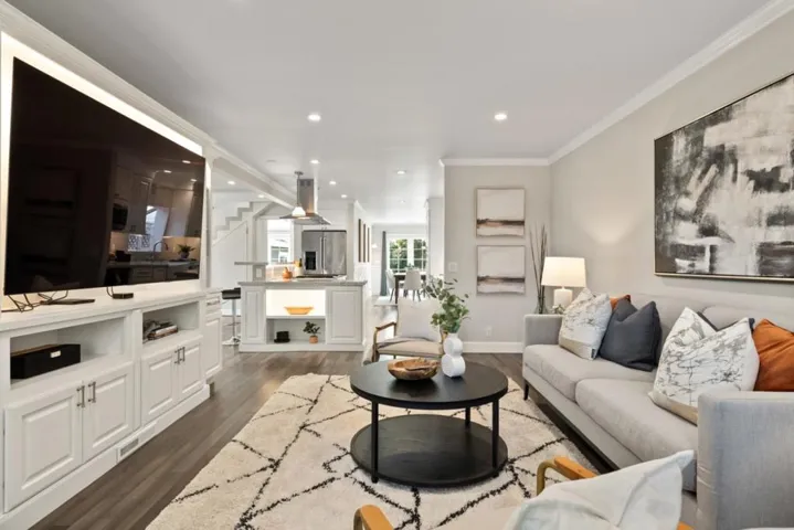 1104 Sanchez Avenue, Burlingame, California 94010