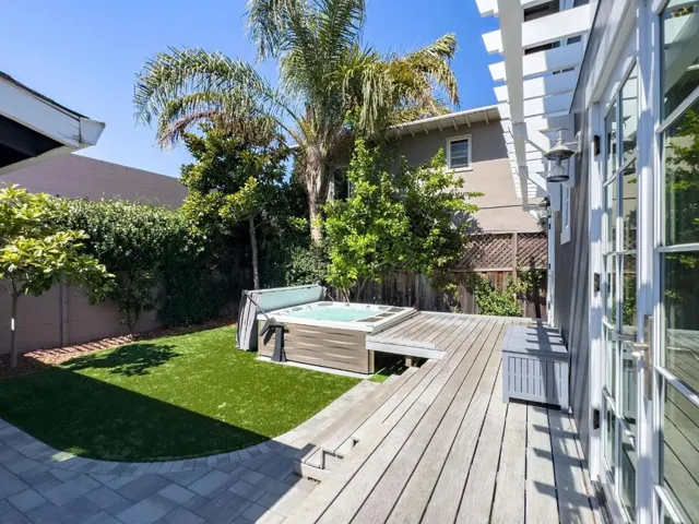 1104 Sanchez Avenue, Burlingame, California 94010