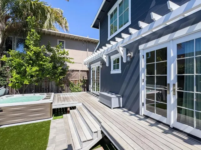 1104 Sanchez Avenue, Burlingame, California 94010