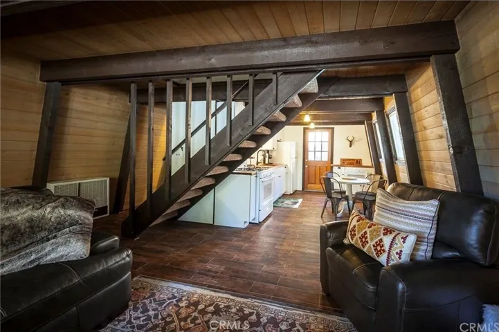 39260 Mohawk Drive, Fawnskin, California 92333