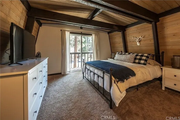 39260 Mohawk Drive, Fawnskin, California 92333