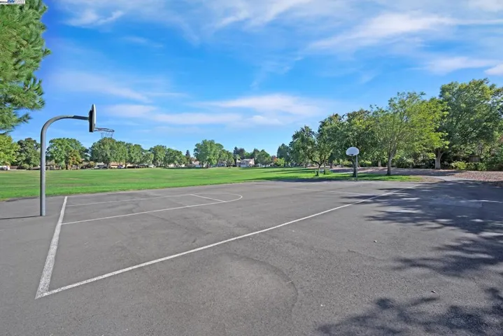 5407 Evelyn Way, Livermore, California 94550