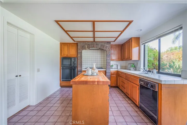 15245 El Selinda Drive, Hacienda Heights, California 91745