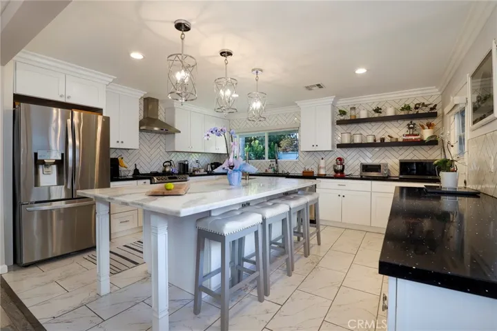 Full kitchen view