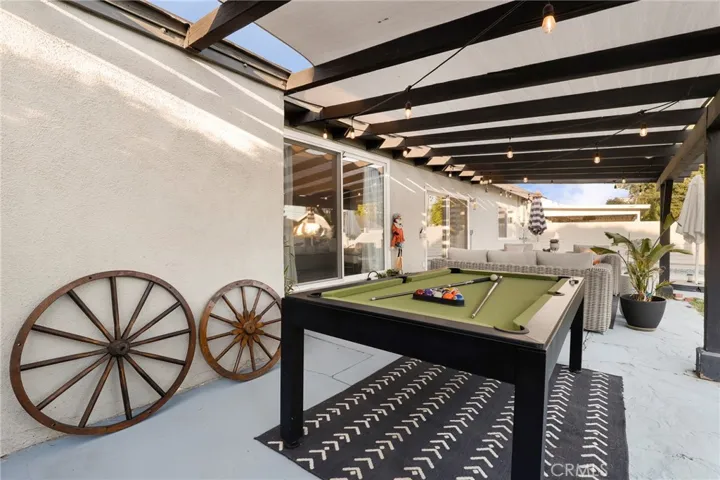 18942 Lassen Street, Northridge, California 91324