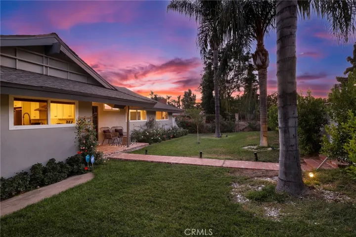 18942 Lassen Street, Northridge, California 91324