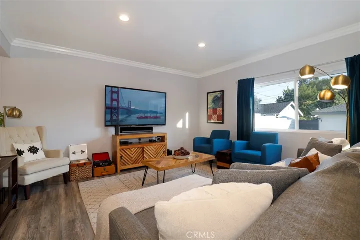18942 Lassen Street, Northridge, California 91324