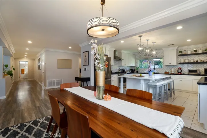 18942 Lassen Street, Northridge, California 91324